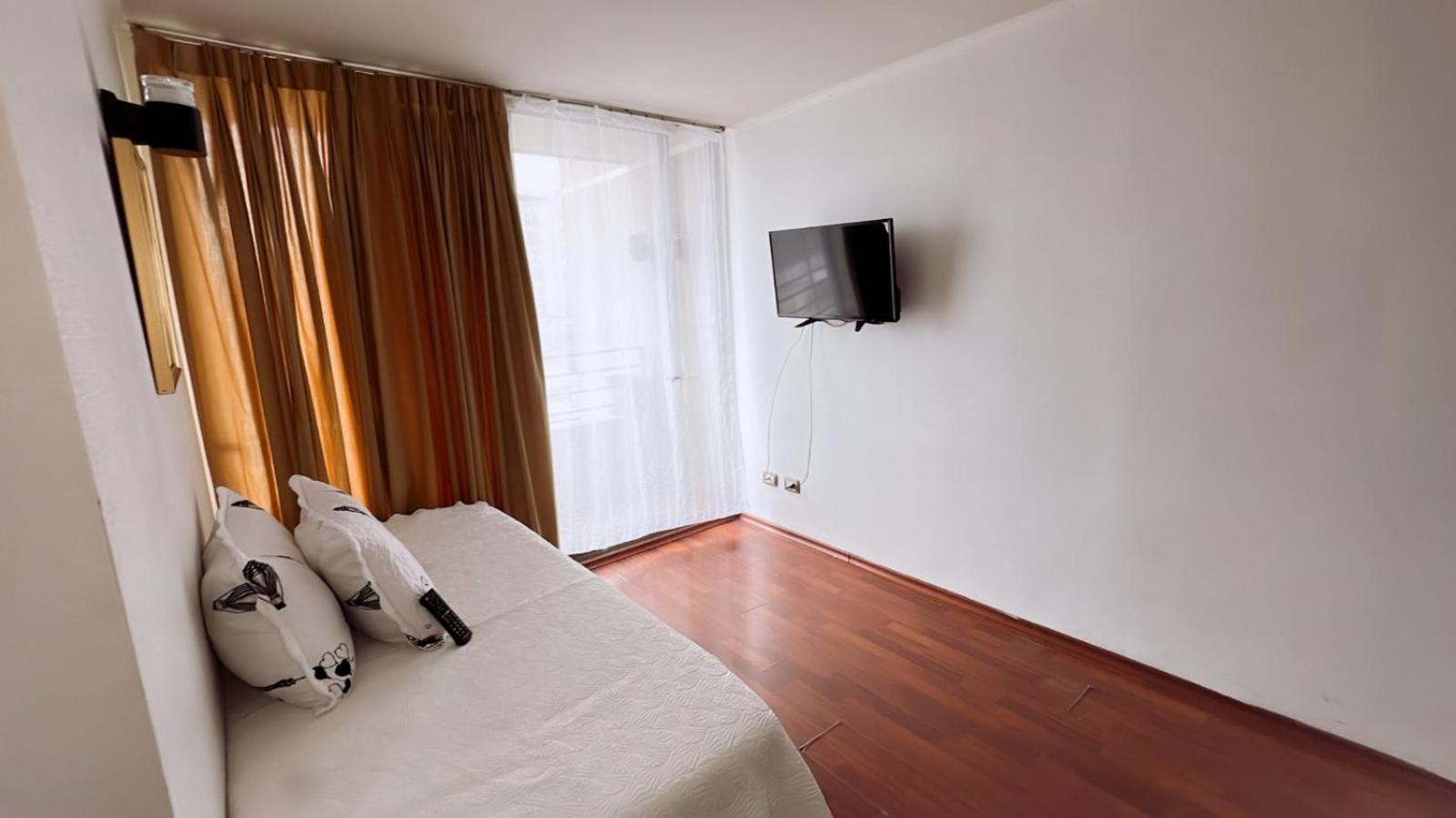 Apartamentos Bulnes 圣地亚哥 外观 照片