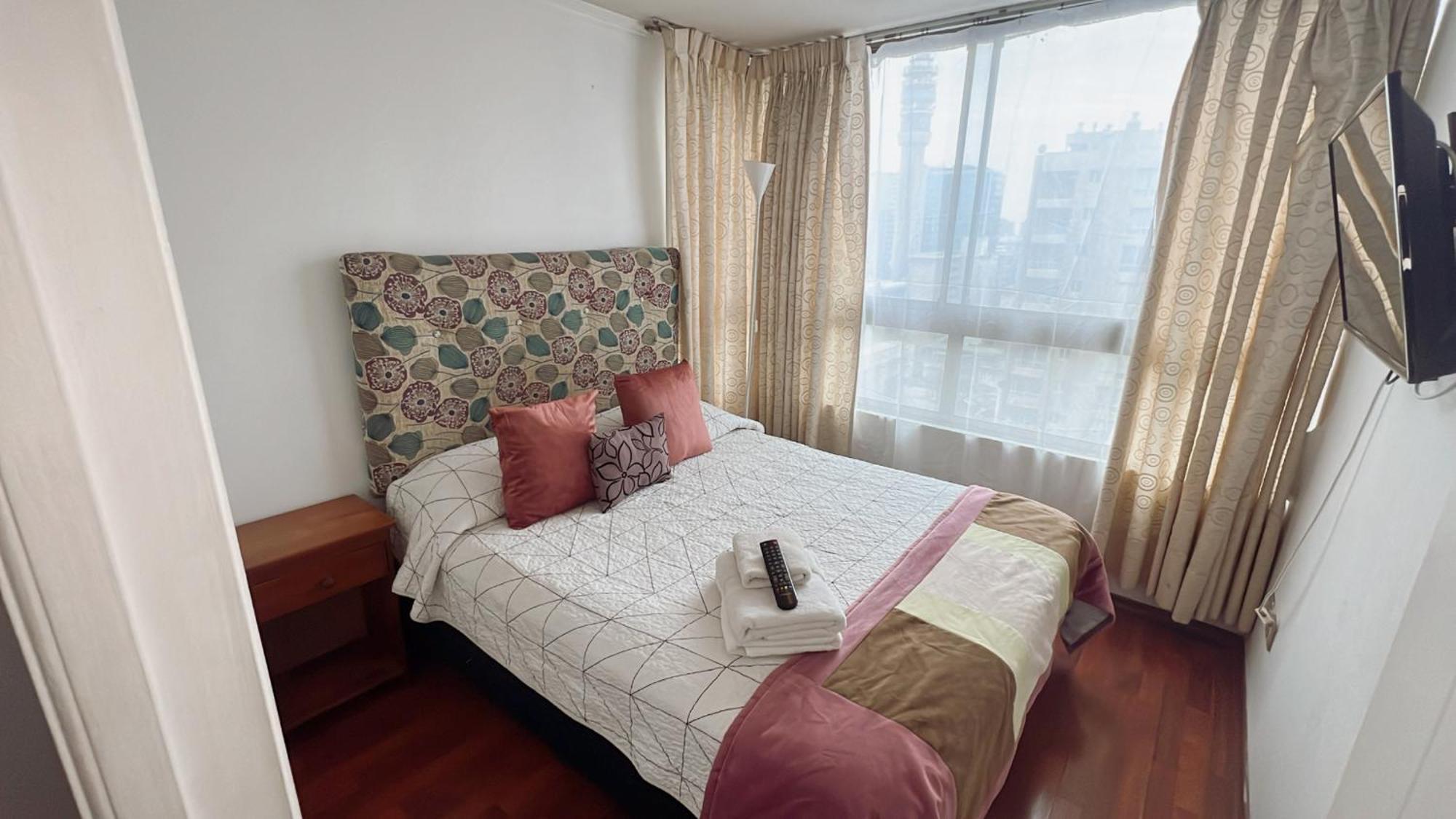 Apartamentos Bulnes 圣地亚哥 外观 照片